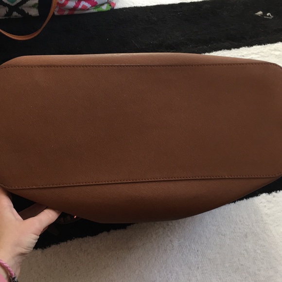 Michael Kors jet set laptop tote bag - Picture 5 of 11